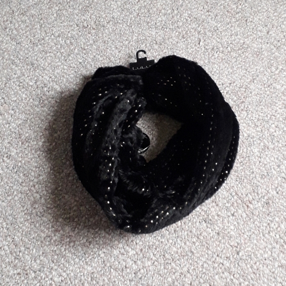 NWT Faux Fur Supper Soft Neck Warmer - Picture 2 of 7